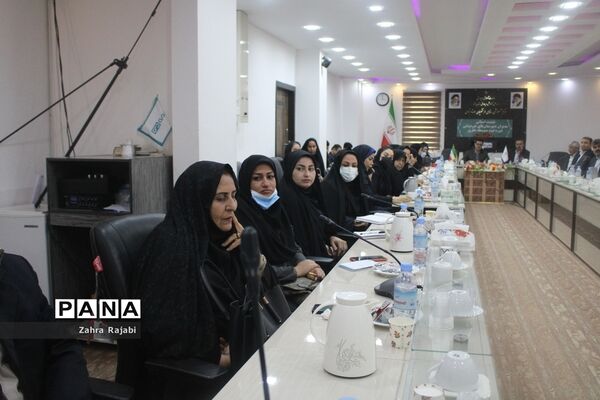 نشست استانی مدیران دبیرستان‌های غیر دولتی دوره دوم متوسطه نظری استان بوشهر