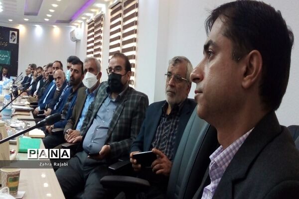 نشست استانی مدیران دبیرستان‌های غیر دولتی دوره دوم متوسطه نظری استان بوشهر