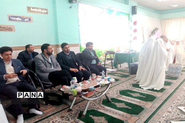 جشن تکلیف شکوفه‌های 9 ساله دبستان دخترانه سعادت شهرستان قدس
