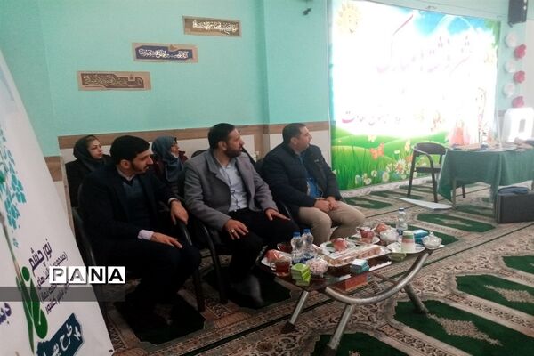 جشن تکلیف شکوفه‌های 9 ساله دبستان دخترانه سعادت شهرستان قدس