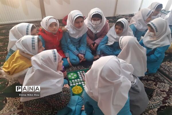 جشنواره بازی‌های گروهی درآموزشگاه مکتب‌الاحرار اسلامشهر