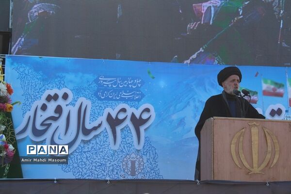 راهپیمایی چهل و چهارمین بهار انقلاب در سمنان -1
