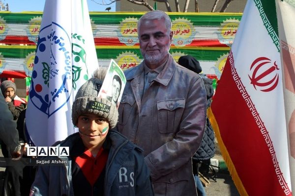 قاب ماندگار با حاج قاسم سلیمانی-1