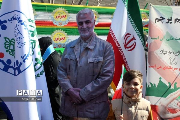 قاب ماندگار با حاج قاسم سلیمانی-1