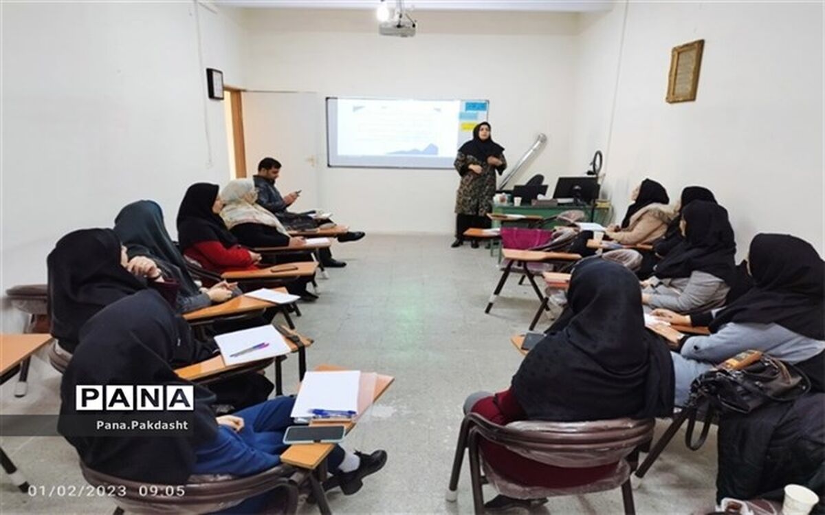 کارگاه تخصصی آموزشی «طرحواره‌ درمانی»  در مرکز مشاوره پاکدشت