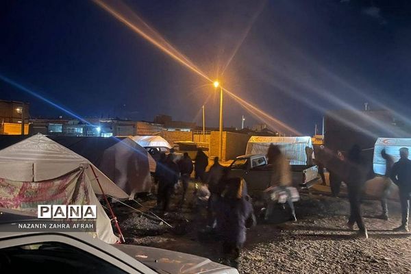 کمک‌های مردمی شهرستان دماوند و رودهن به زلزله‌زدگان شهرستان خوی