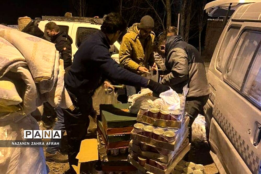کمک‌های مردمی شهرستان دماوند و رودهن به زلزله‌زدگان شهرستان خوی