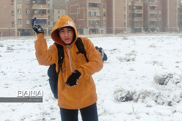 یک روز برفی در شهریار