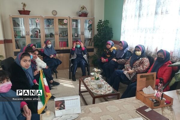 برگزاری جلسات شورای دانش‌آموزی در  مدارس رودهن