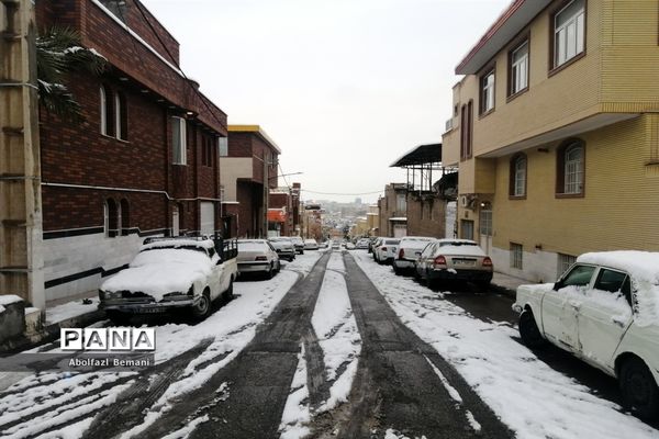 بارش برف در قم