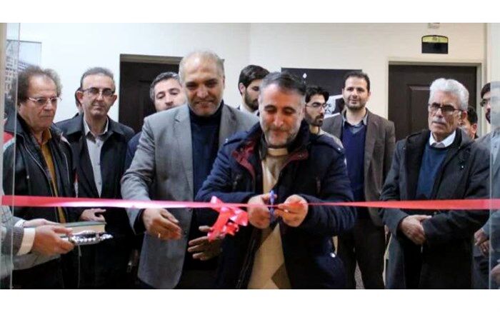 نمایشگاه گروهی سه فنجان چای داغ در اردبیل افتتاح شد