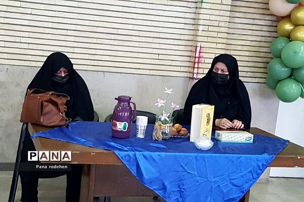 برگزاری مراسم پاسداشت زبان و ادبیات فارسی در دبستان پسرانه سما یک رودهن