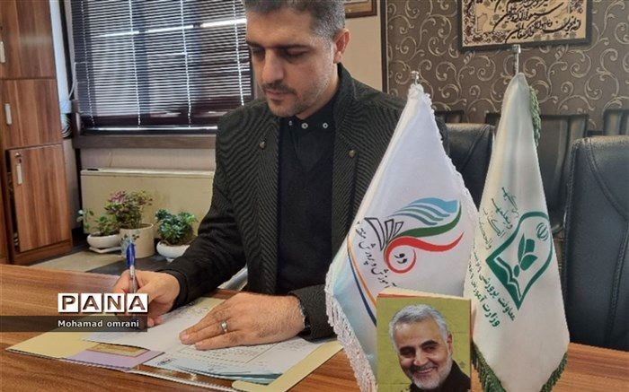 کوشیده‌ایم با کار عملیاتی جهاد تبیین را پیش ببریم