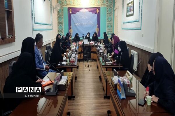 برپایی اولین نشست اعضای مجلس دانش‌آموزی ناحیه یک یزد