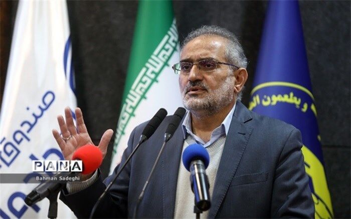 نظام پرداخت عادلانه حقوق در دستور کار دولت قرار دارد
