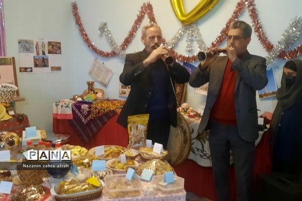 برگزاری جشنواره آیین‌های سرزمین من در دبستان دخترانه سما ۲ رودهن