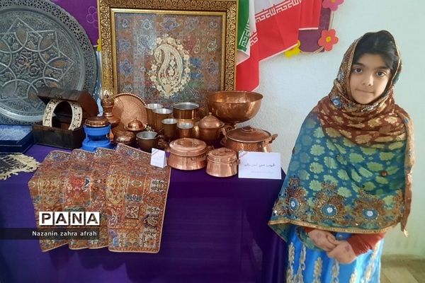 برگزاری جشنواره آیین‌های سرزمین من در دبستان دخترانه سما ۲ رودهن