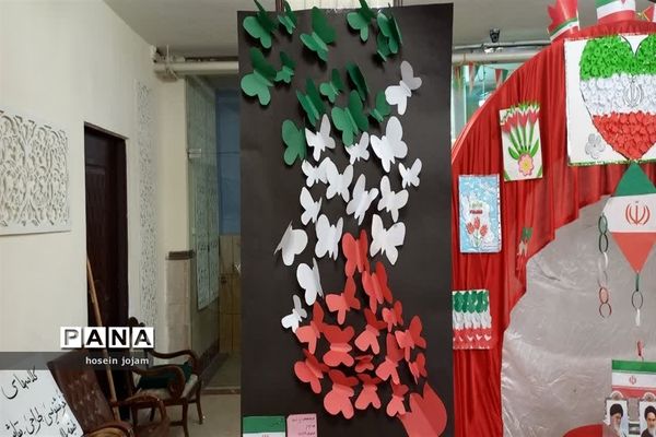 پویش پرچم؛ نمایشگاه دست‌سازه‌های دانش‌آموزان در کانون فرهنگی سلمان