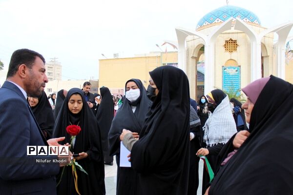 اعزام دانش‌آموزان دختر شهرستان بوشهر به مناطق عملیاتی جنوب