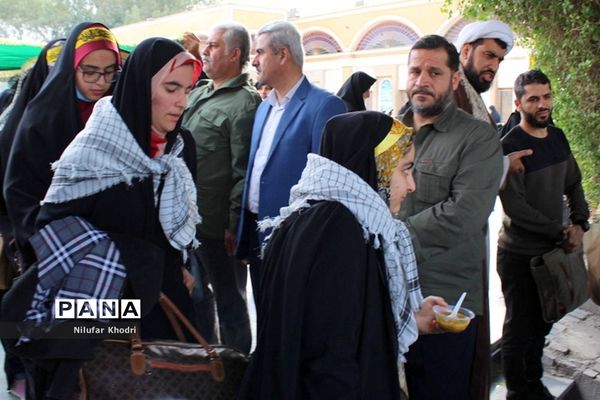 اعزام دانش‌آموزان دختر شهرستان بوشهر به مناطق عملیاتی جنوب