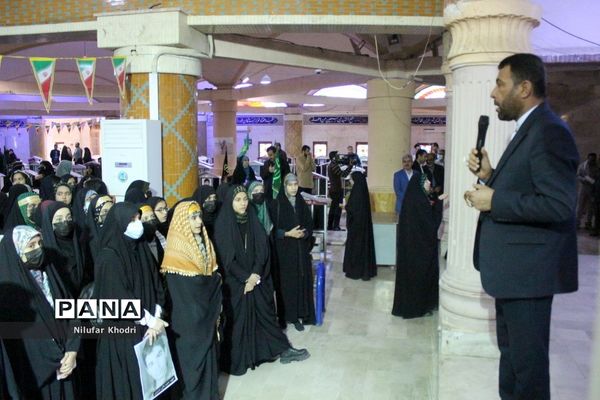 اعزام دانش‌آموزان دختر شهرستان بوشهر به مناطق عملیاتی جنوب