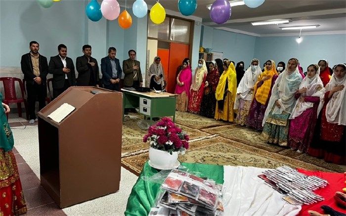 برگزاری جشنواره بومی - محلی در دبیرستان نمونه فروغ دانش اردل