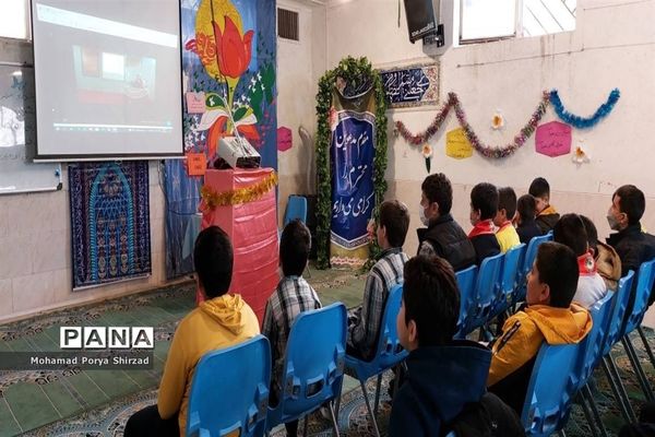 دومین روز دوره آموزشی دانش‌آموز خبرنگاران پانا در مدارس ناحیه چهار