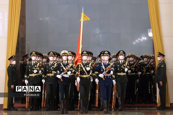 اولین روز سفر رییس جمهوری به چین