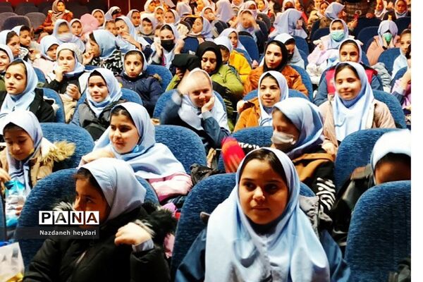 برگزاری اردوی تفریحی دبستان رضوان در بهارستان2