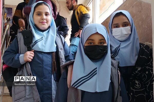 برگزاری اردوی تفریحی دبستان رضوان در بهارستان2