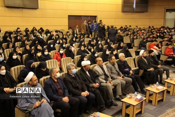 برگزاری اجلاسیه سراسری نماز دانش‌آموزان در سمنان