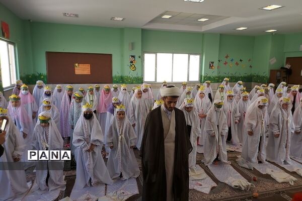جشن عبادت در دبستان هاجر و حضرت  زینب(س) رودهن