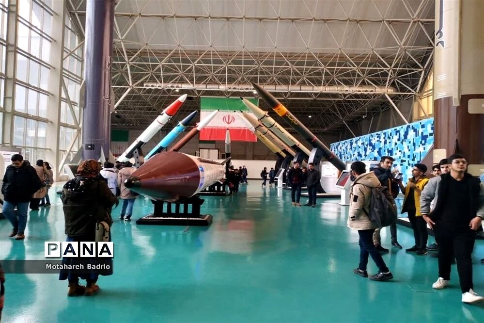 بازدیددانش‌آموزان مرکز سمپاد اسلامشهر از پارک هوا فضا