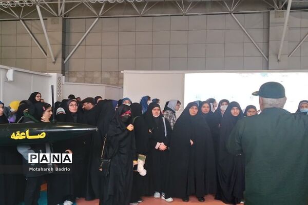 بازدیددانش‌آموزان مرکز سمپاد اسلامشهر از پارک هوا فضا