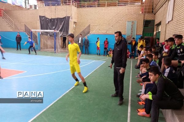 مسابقات فوتسال دانش‌آموزان پسر منطقه کهریزک