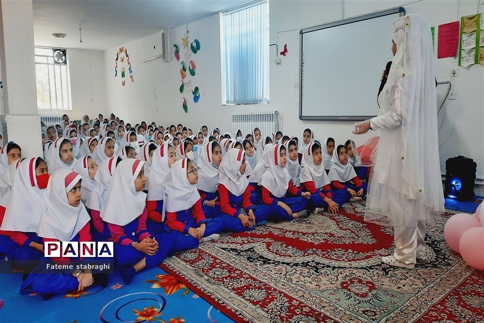 جشنواره سفیران سلامت دانش‌آموزان شهرستان خاتم