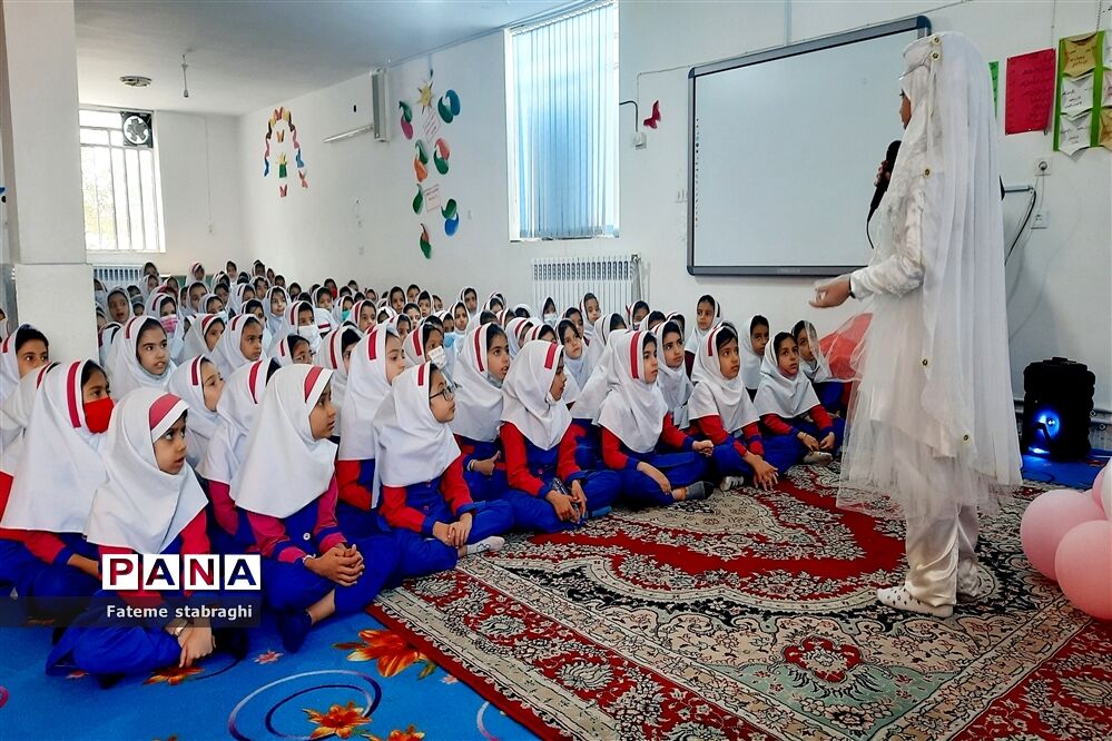 جشنواره سفیران سلامت دانش‌آموزان شهرستان خاتم