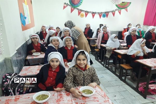 جشن عید مبعث در دبستان حقیقت منطقه ۱۳