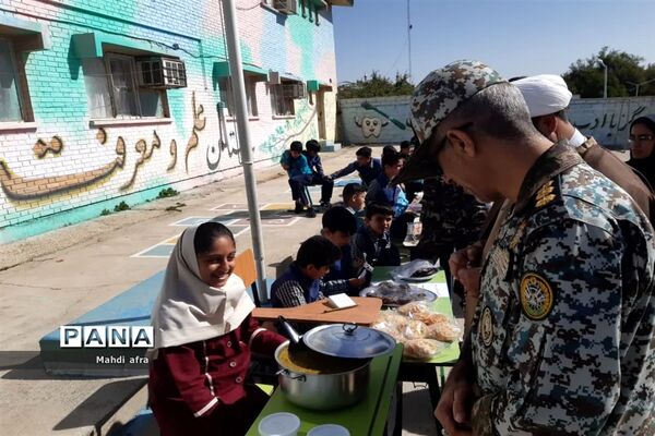 برگزاری بازارچه دانش‌آموزی در دبستان شهید قرنی پدافند هوایی بهبهان