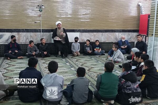برگزاری کلاس‌های معرفتی، اخلاقی و قرآنی در مسجد جامع رودهن