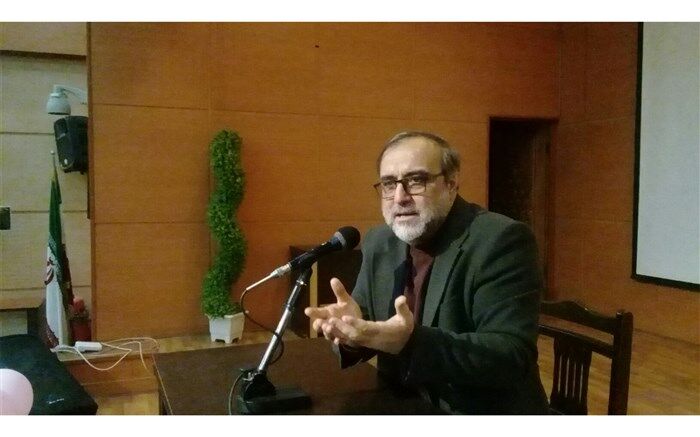 نشست فرهنگیان ناحیه یک شیراز با معاون سیاسی نیروی دریایی سپاه پاسداران انقلاب اسلامی