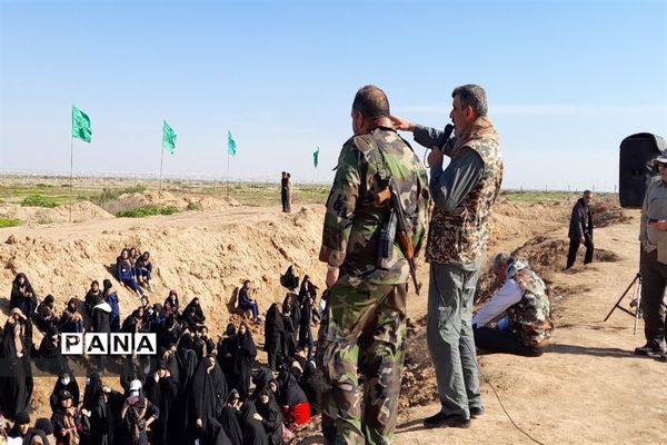 بازدید زائران راهیان نور از اماکن عملیات دفاع مقدس در خوزستان