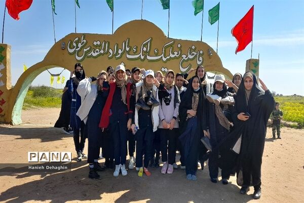 بازدید زائران راهیان نور از اماکن عملیات دفاع مقدس در خوزستان