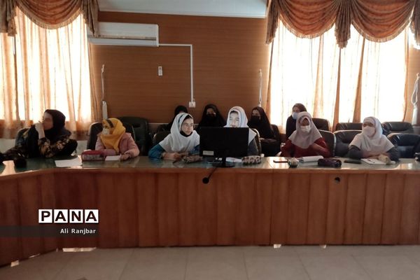 دوره آموزشی خبرنگار دانش‌آموزان پانا در خرم‌بید