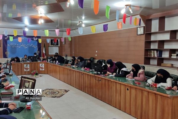 دوره آموزشی خبرنگار دانش‌آموزان پانا در خرم‌بید