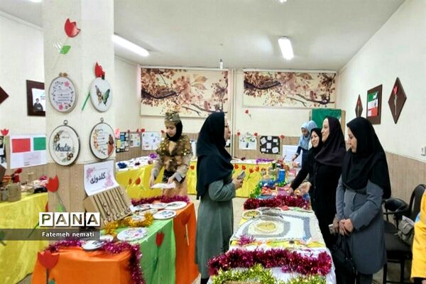 جشن مبعث و برپایی بازارچه دانش‌‌‌آموزی‌ مدرسه شایستگان ملارد