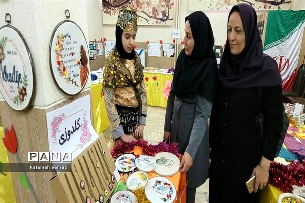 جشن مبعث و برپایی بازارچه دانش‌‌‌آموزی‌ مدرسه شایستگان ملارد