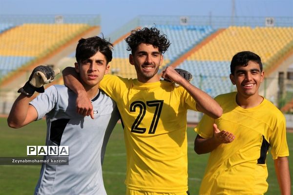چهارمین روز مسابقات کشوری فوتبال پسران در آبادان