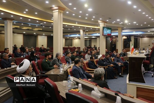 جلسه شورای معاونان آموزش و پرورش قم با حضور وزیر آموزش و پرورش