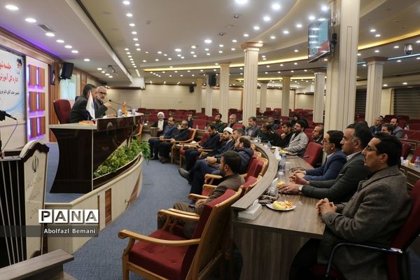 جلسه شورای معاونان آموزش و پرورش قم با حضور وزیر آموزش و پرورش